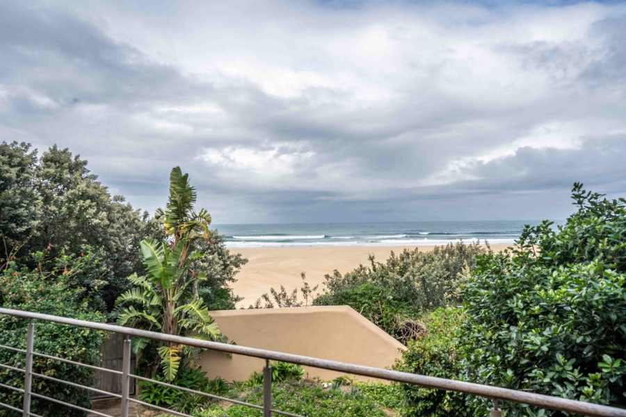 4 Bedroom Property for Sale in Kleinemonde Eastern Cape